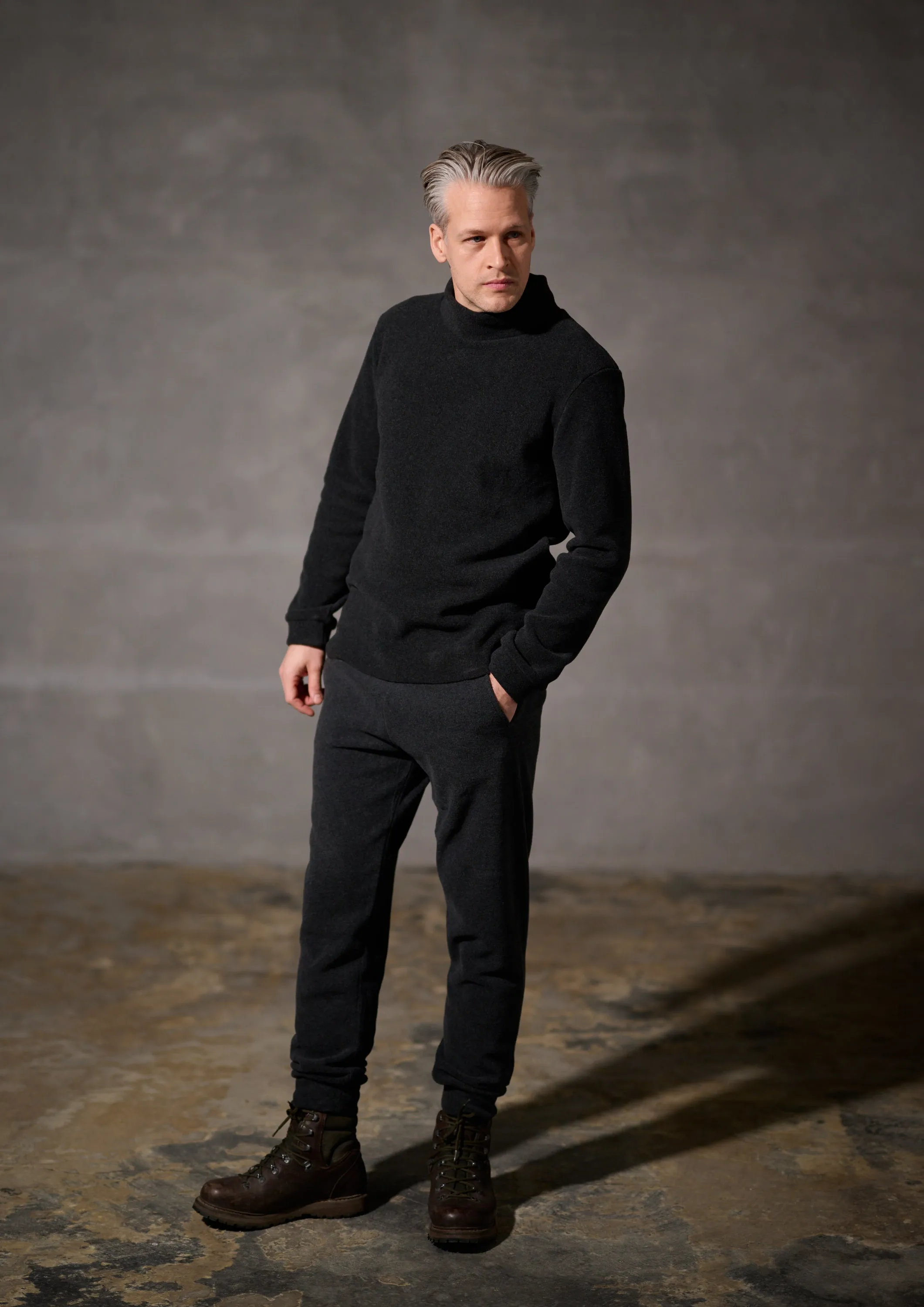 JOGGING PANTS - 1022C - SOFT BLACK